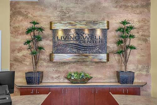 Seland Chiropractic Living Well Center Sign